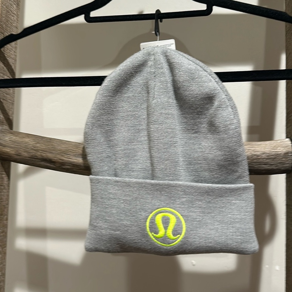 Lululemon Beanie Unisex Warm Revelation Beanie Heathered Rhino Grey - Picture 4 of 4